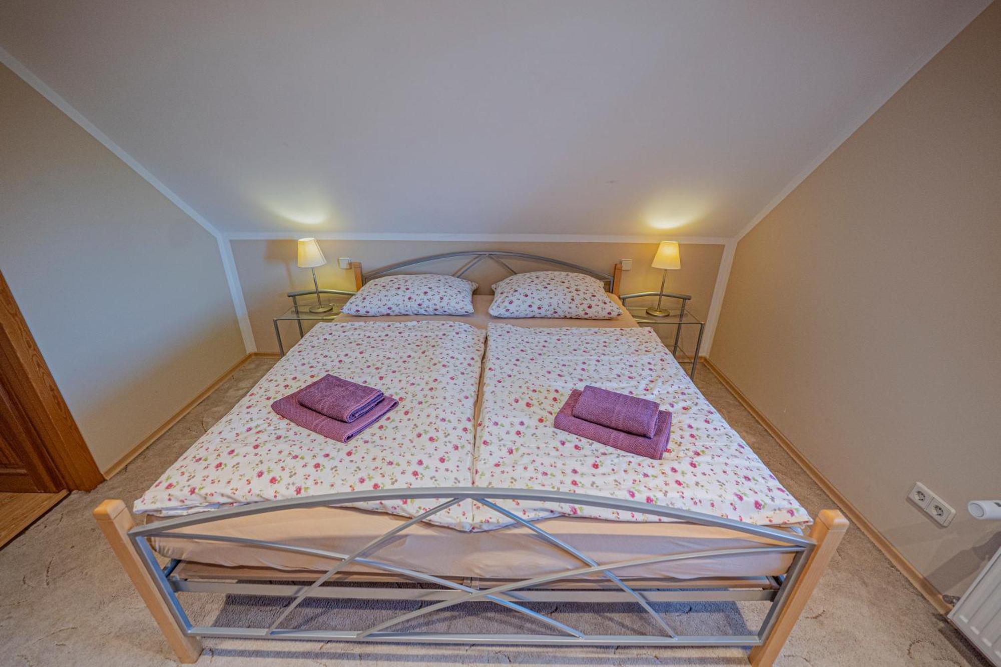 Appartement Dom Ogrodnika à Jezow Sudecki Extérieur photo