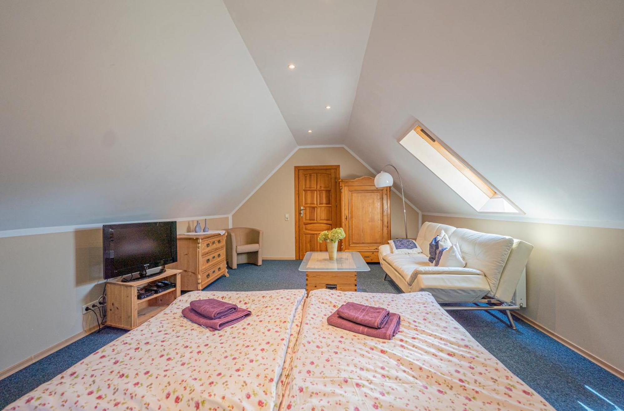 Appartement Dom Ogrodnika à Jezow Sudecki Extérieur photo